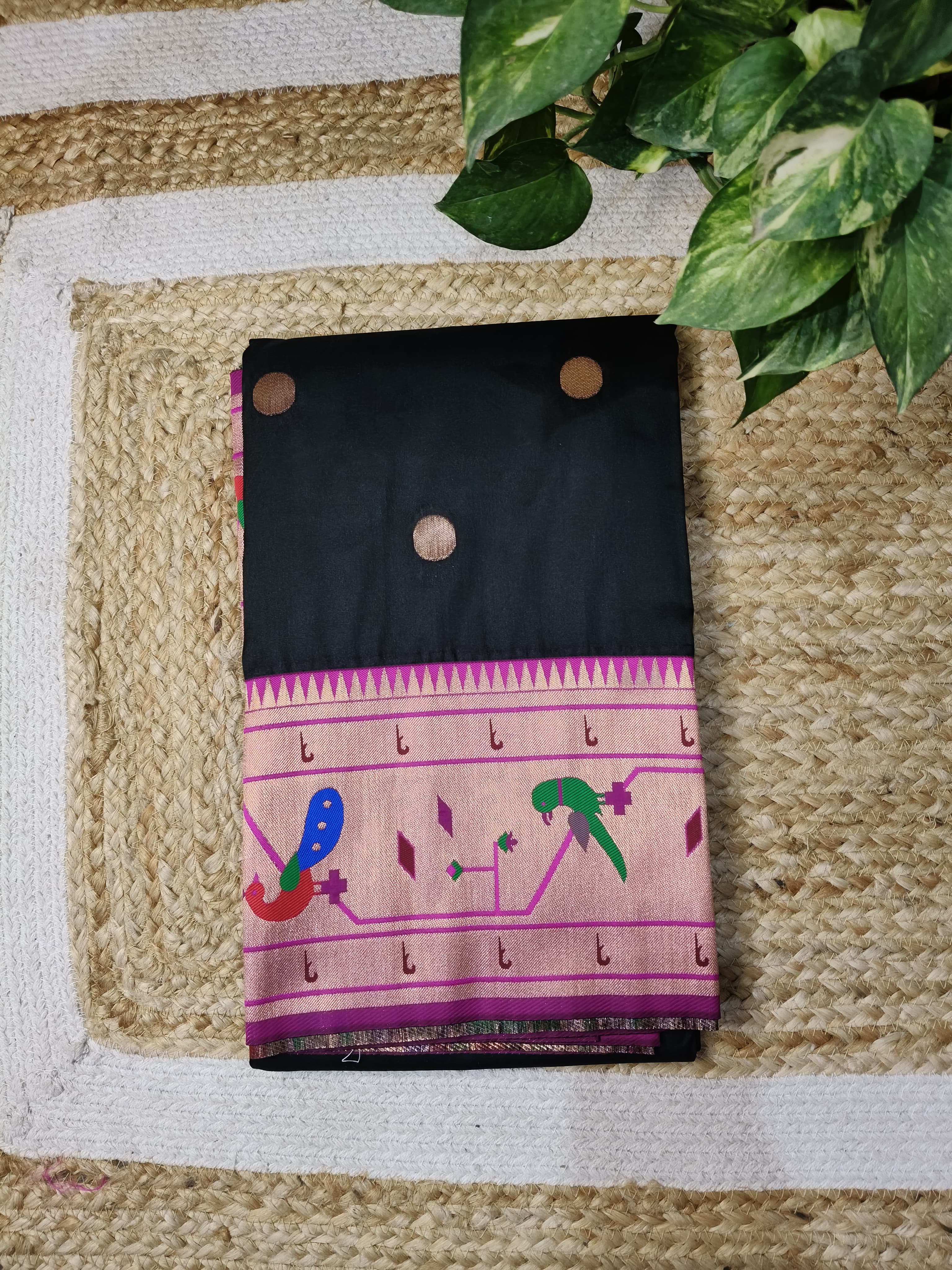 Elegant Paithani - Wefta