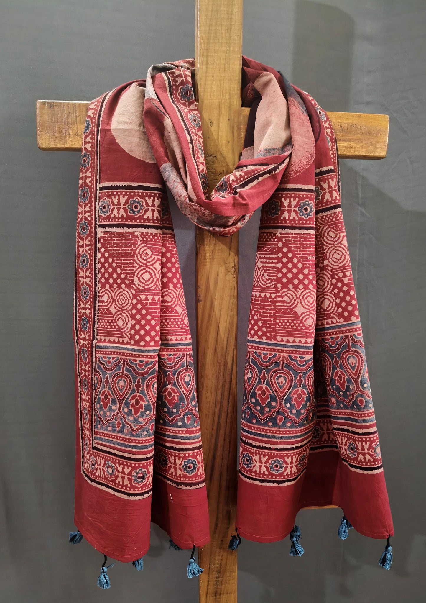 Ajrakh Stole- Red R1