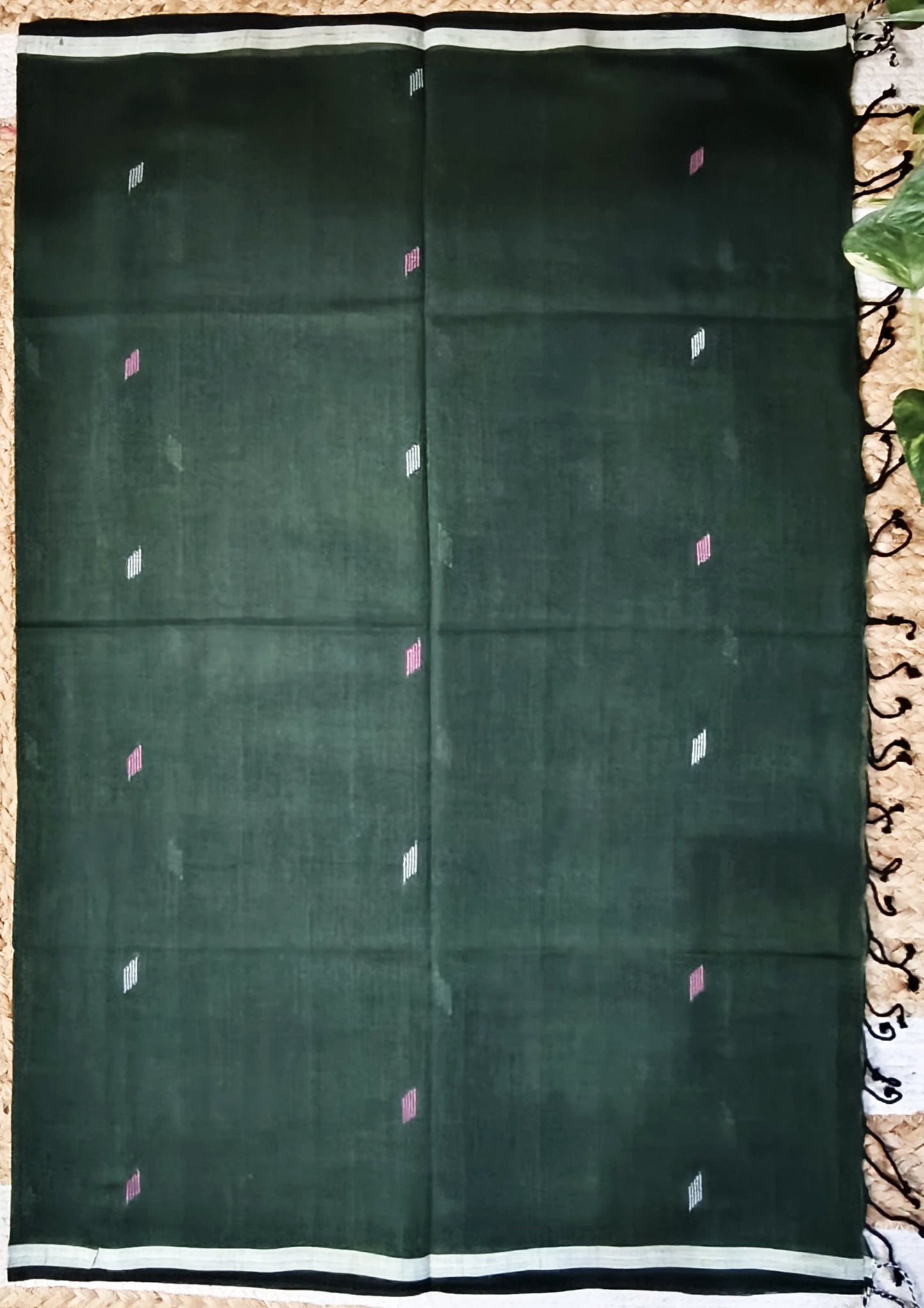 Jamdani Stole- Dark Green