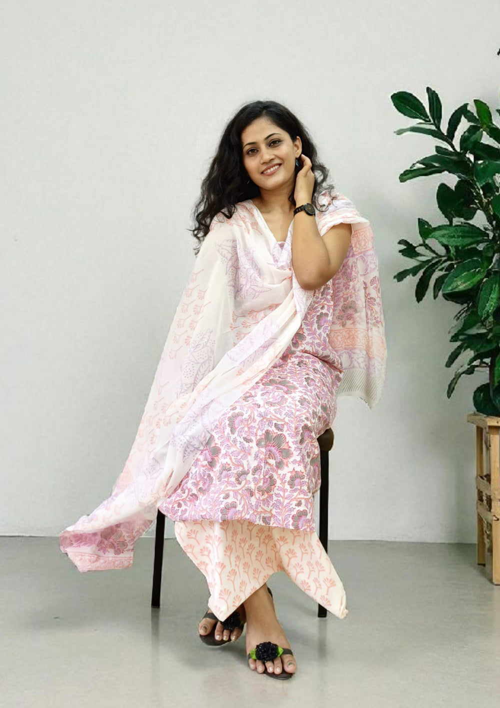 Bagru Handblock Print Suit B9 - White & Soft Pink - Wefta