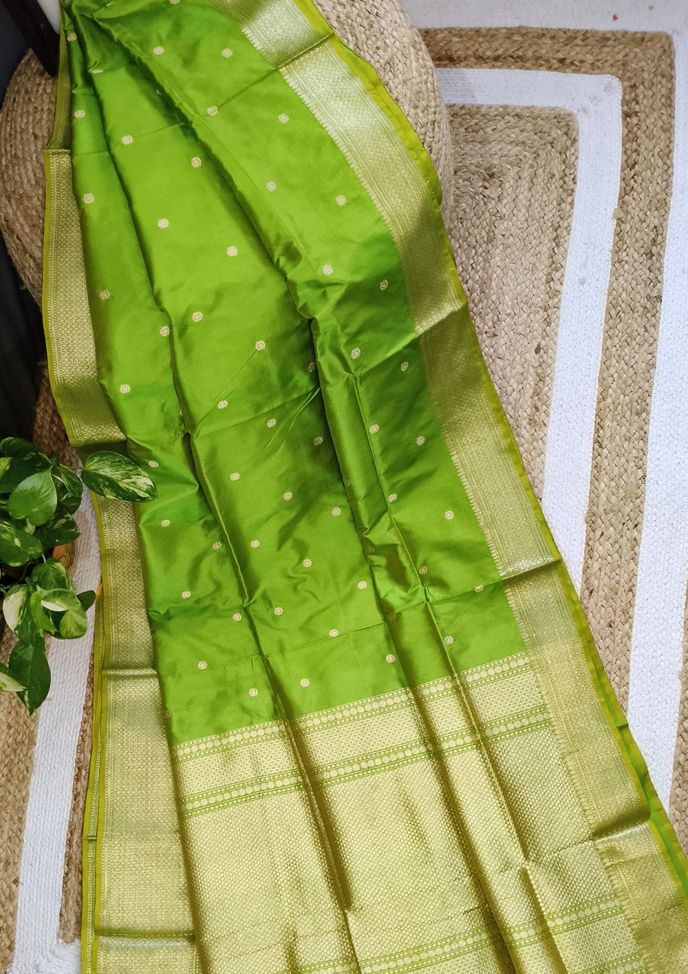 Banarasi Silk Saree 01 - Green - Wefta