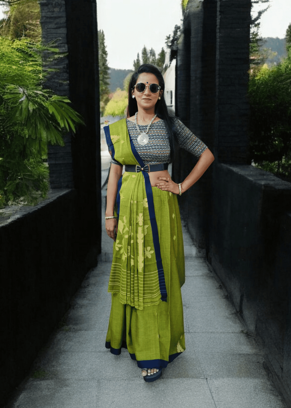 Cotton Jamdani Phool Buti Saree- Green - Wefta