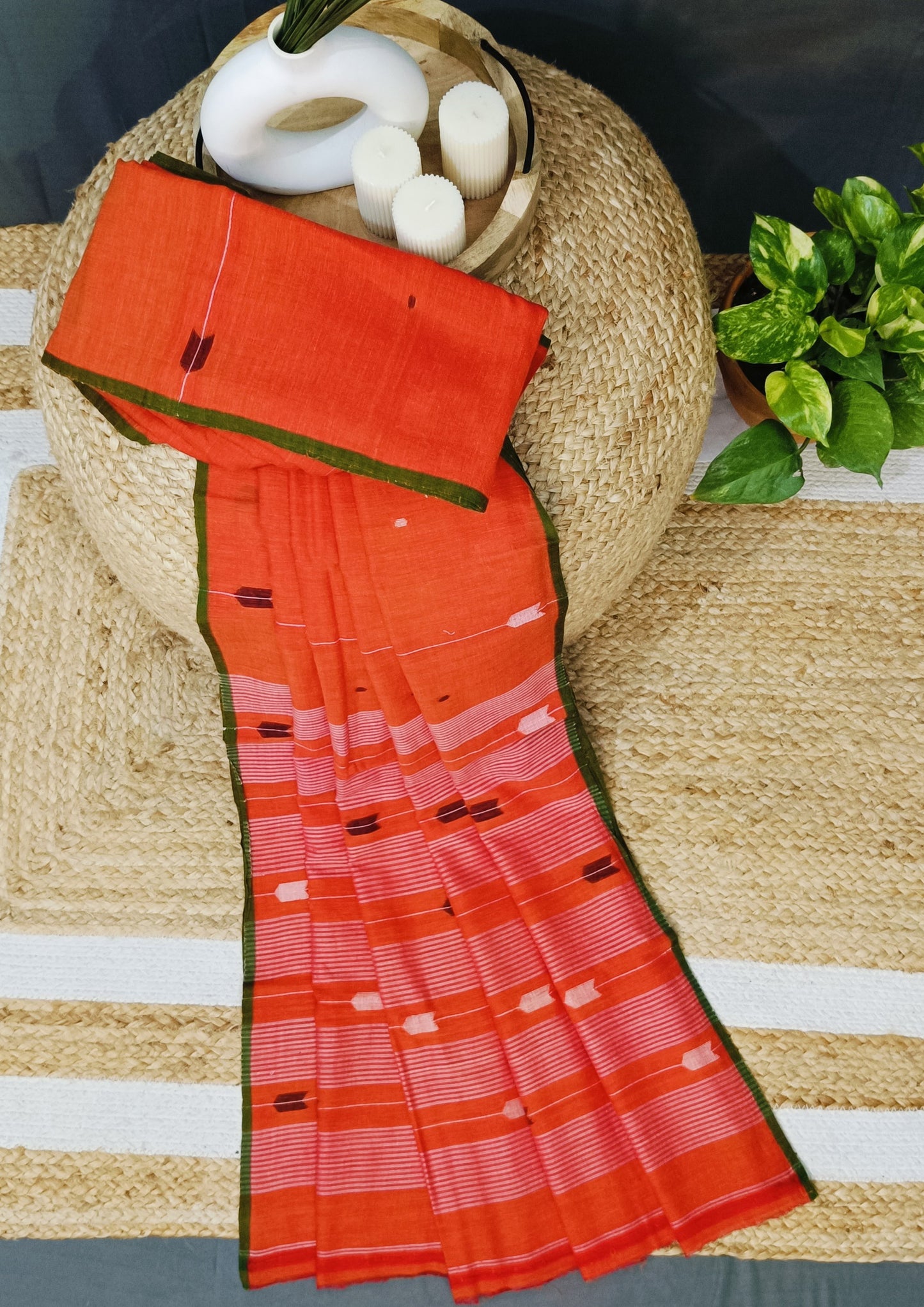 Cotton Jamdani Arrow Buti Saree- Orange