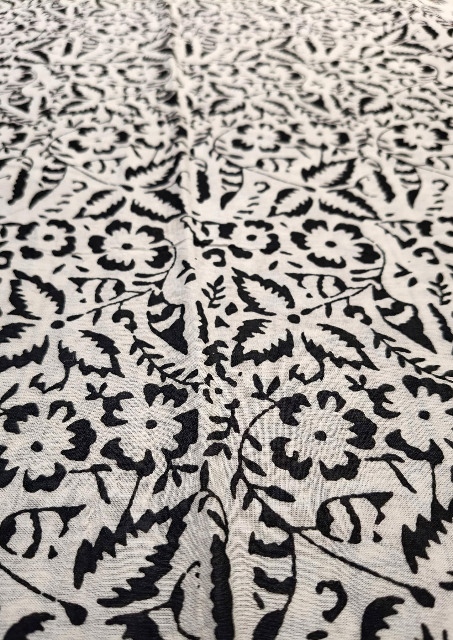 Bagru- Handblock print Cotton Saree- Cream Red1
