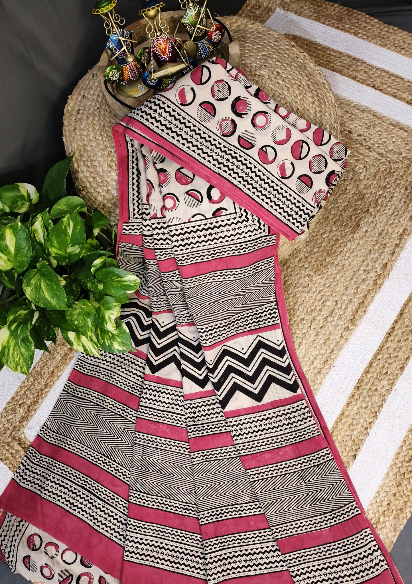 Bagru Handblock Print Cotton Mulmul Saree- Red 2