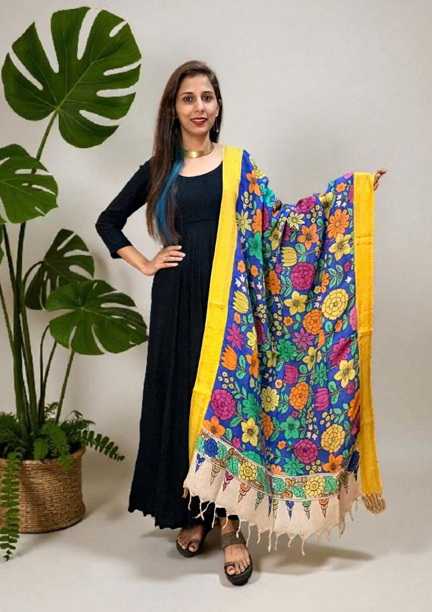 Kalamkari Handpainted Dupatta- Blue K12