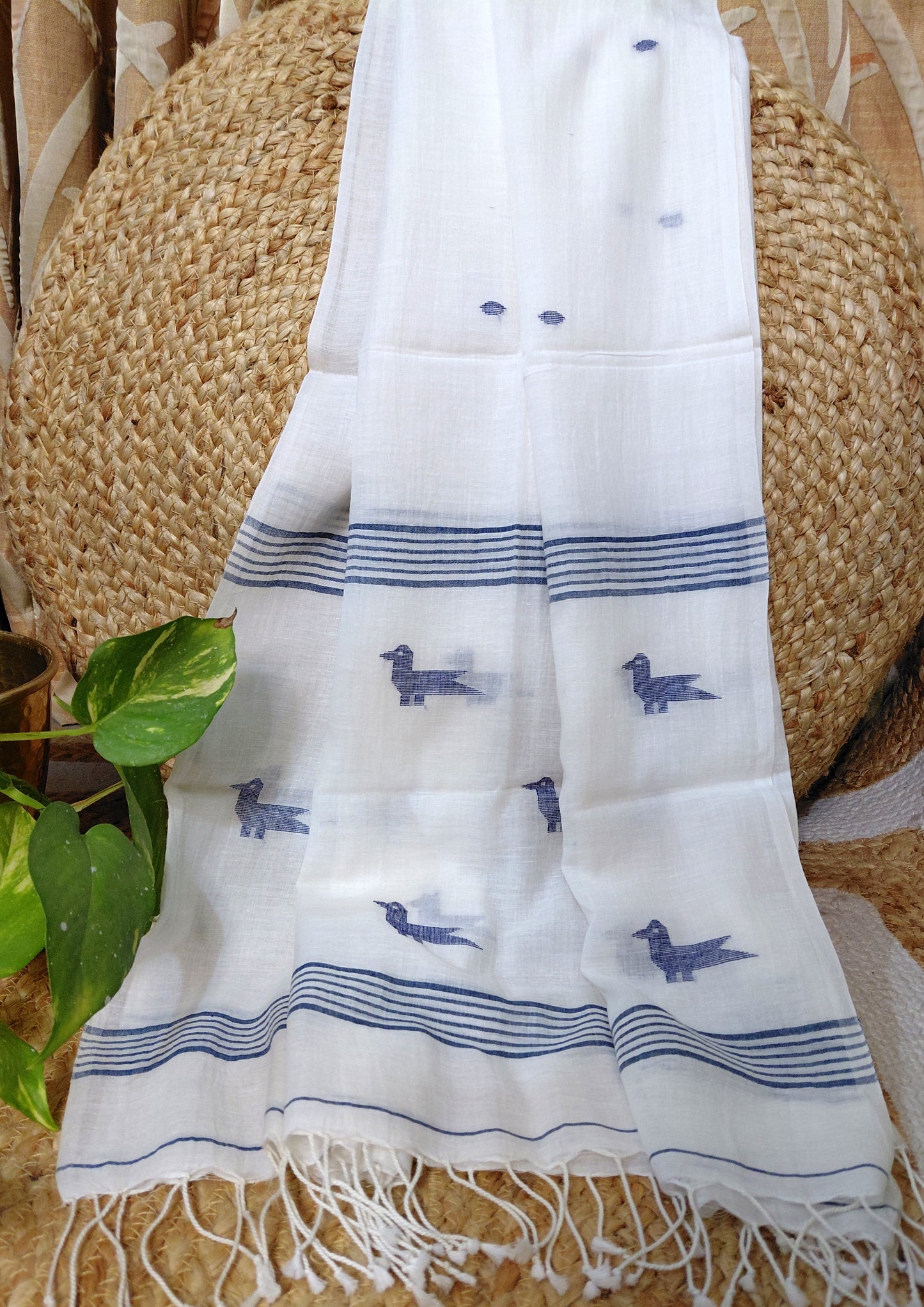 Jamdani Stole- WhiteHJ32