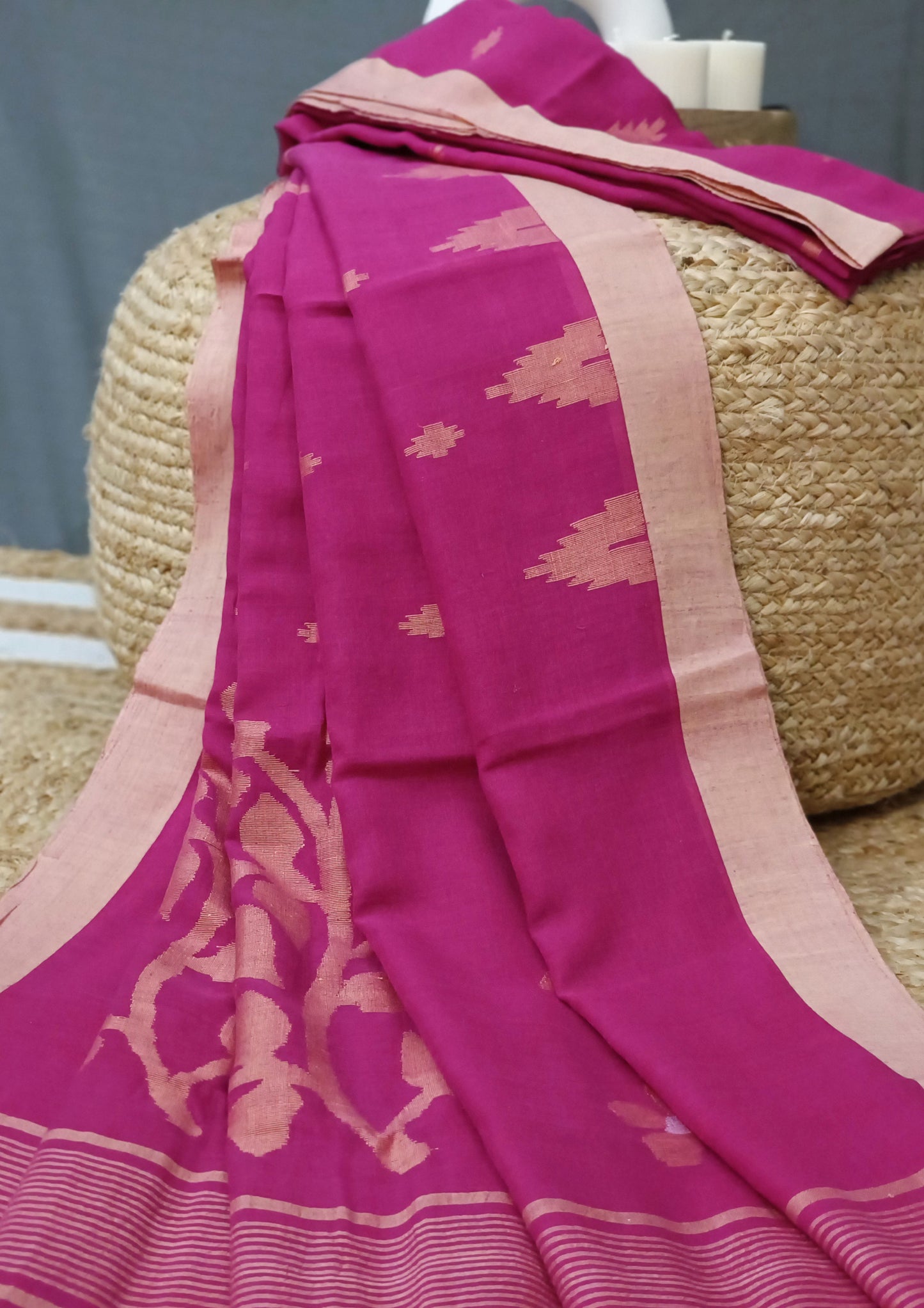 Cotton Jamdani Phool Buti Saree- Pink