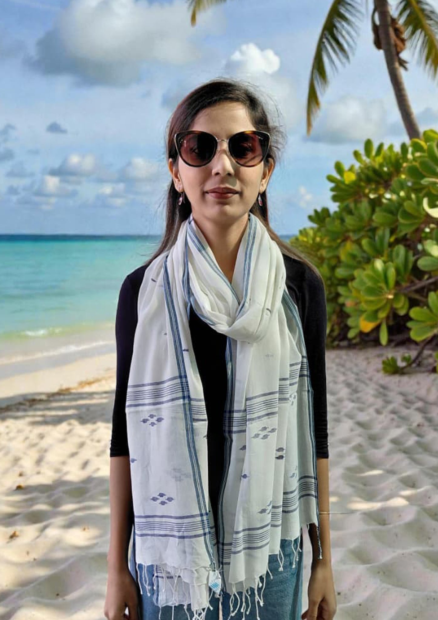 Jamdani Stole- White HJ21