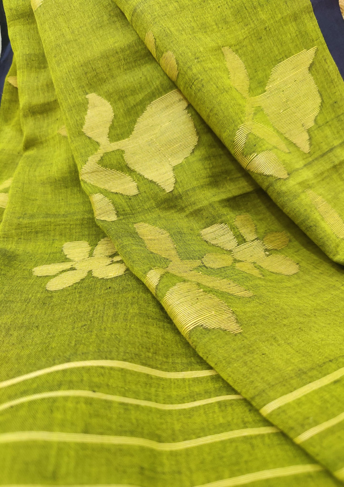 Cotton Jamdani Phool Buti Saree- Green