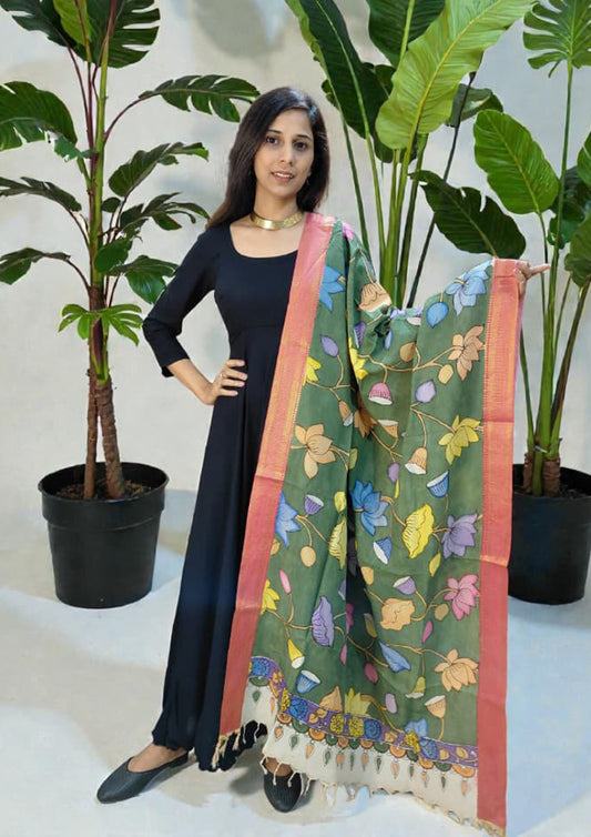 Kalamkari Handpainted Dupatta- Green K13