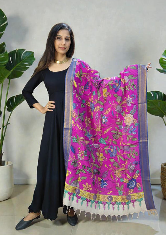 Kalamkari Handpainted Dupatta- Pink K17
