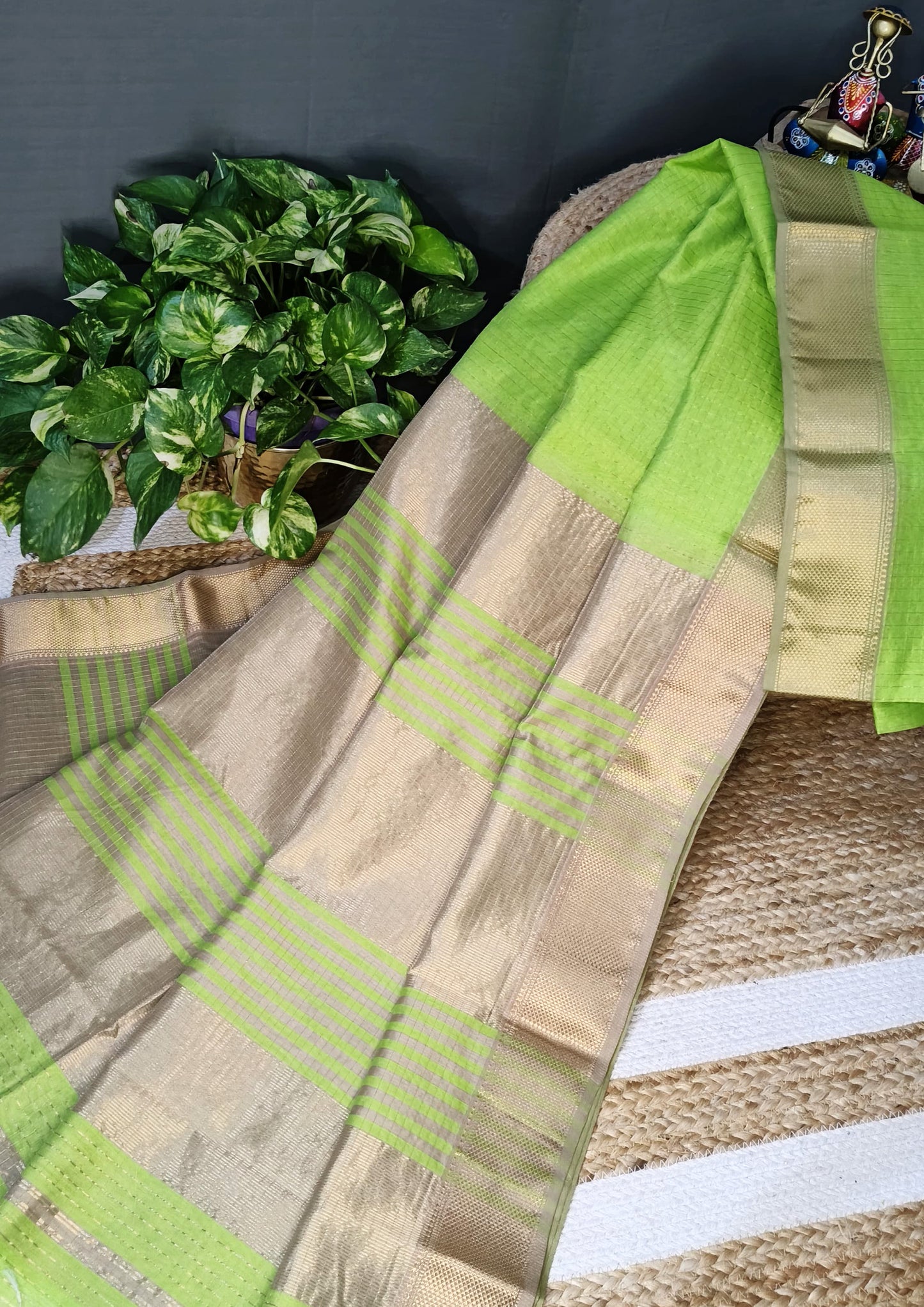 Maheshwari Saree- Lime Green