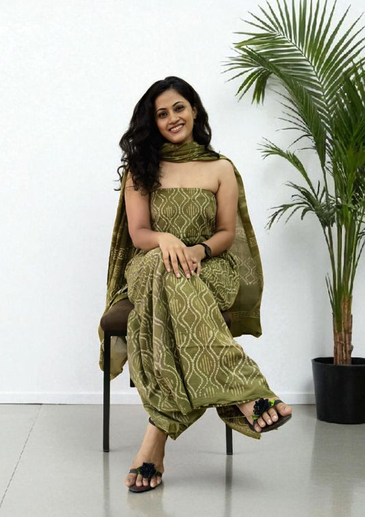 Dabu Handblock Print Suit D1- Mehndi Green