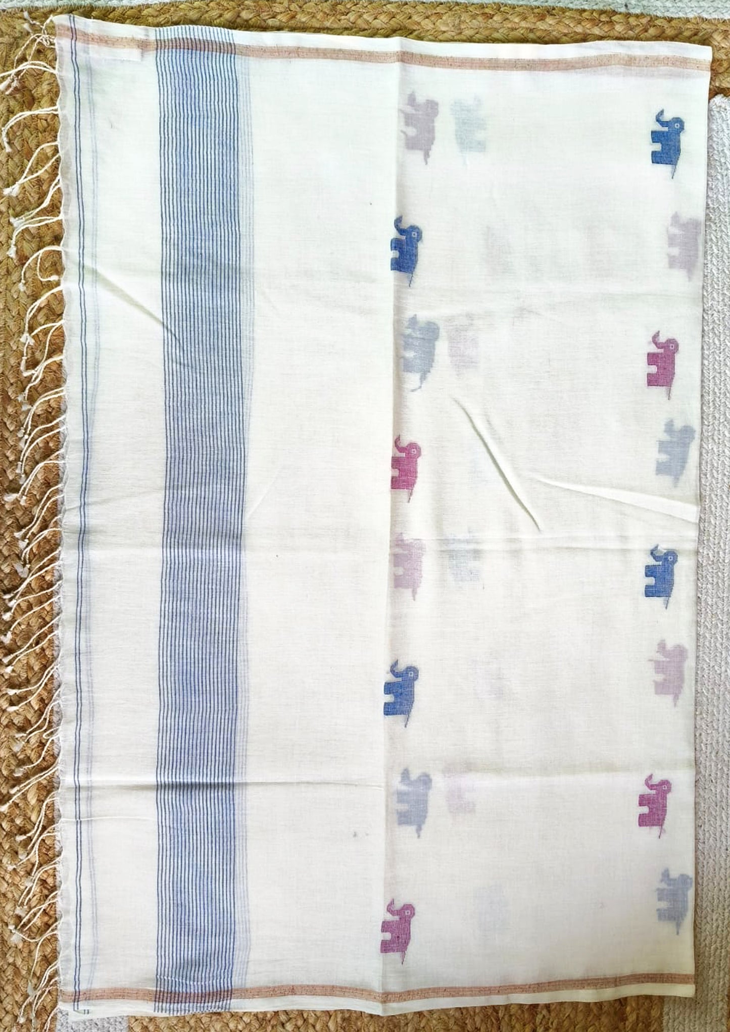 Jamdani Stole - Hathi - White w2