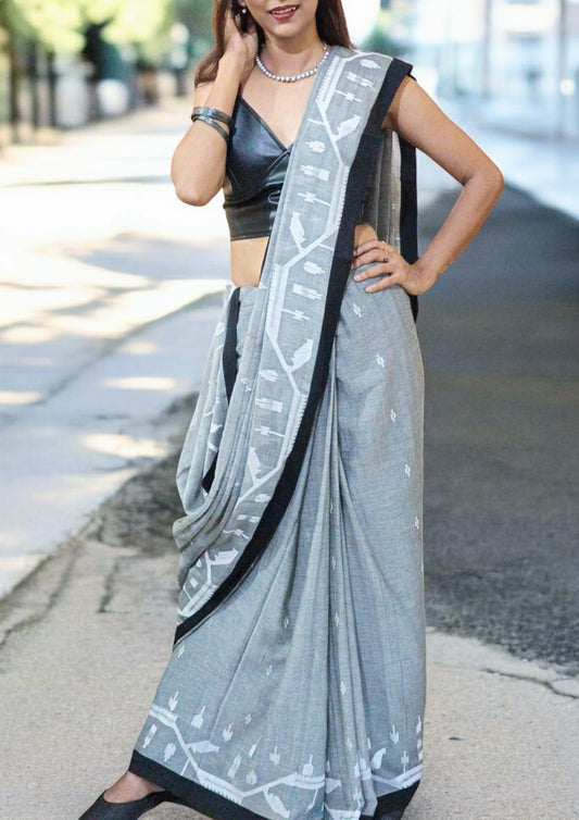 Cotton Jamdani Chir Buti Saree- Grey