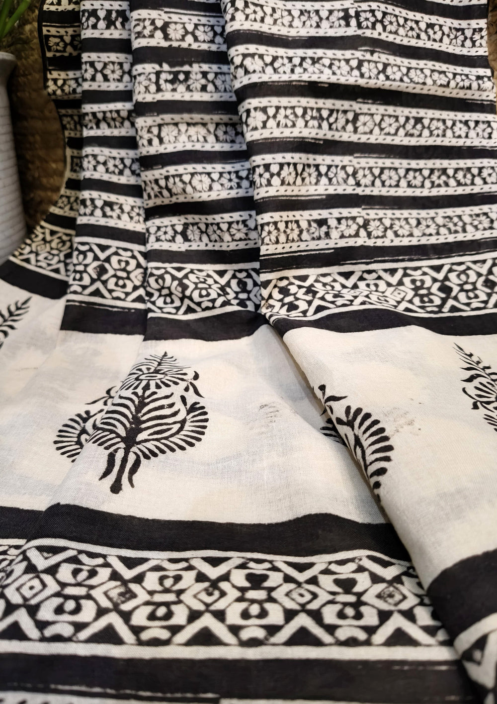 Bagru Handblock Print Cotton Mulmul Saree - Black - Wefta
