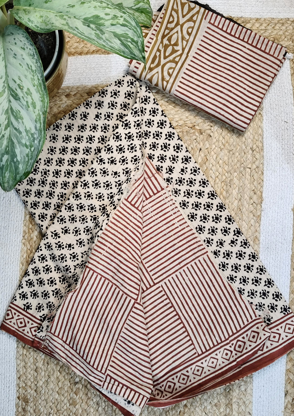 Bagru Handblock Print Suit B13- Cream1 - Wefta