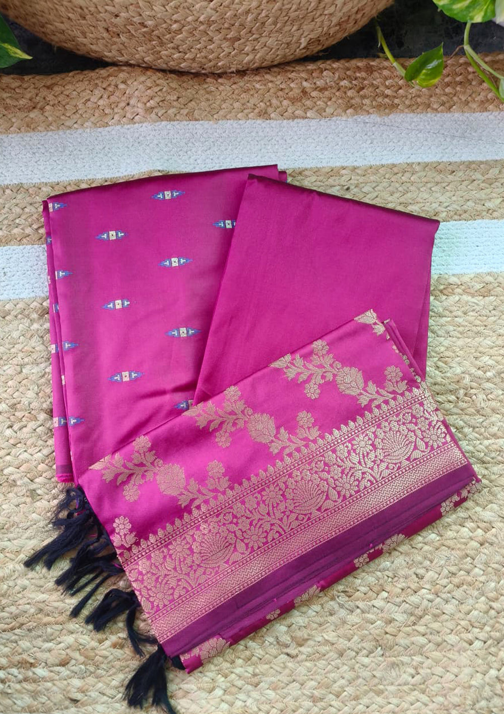 Banarasi Fancy Suit - F3 Magenta - Wefta