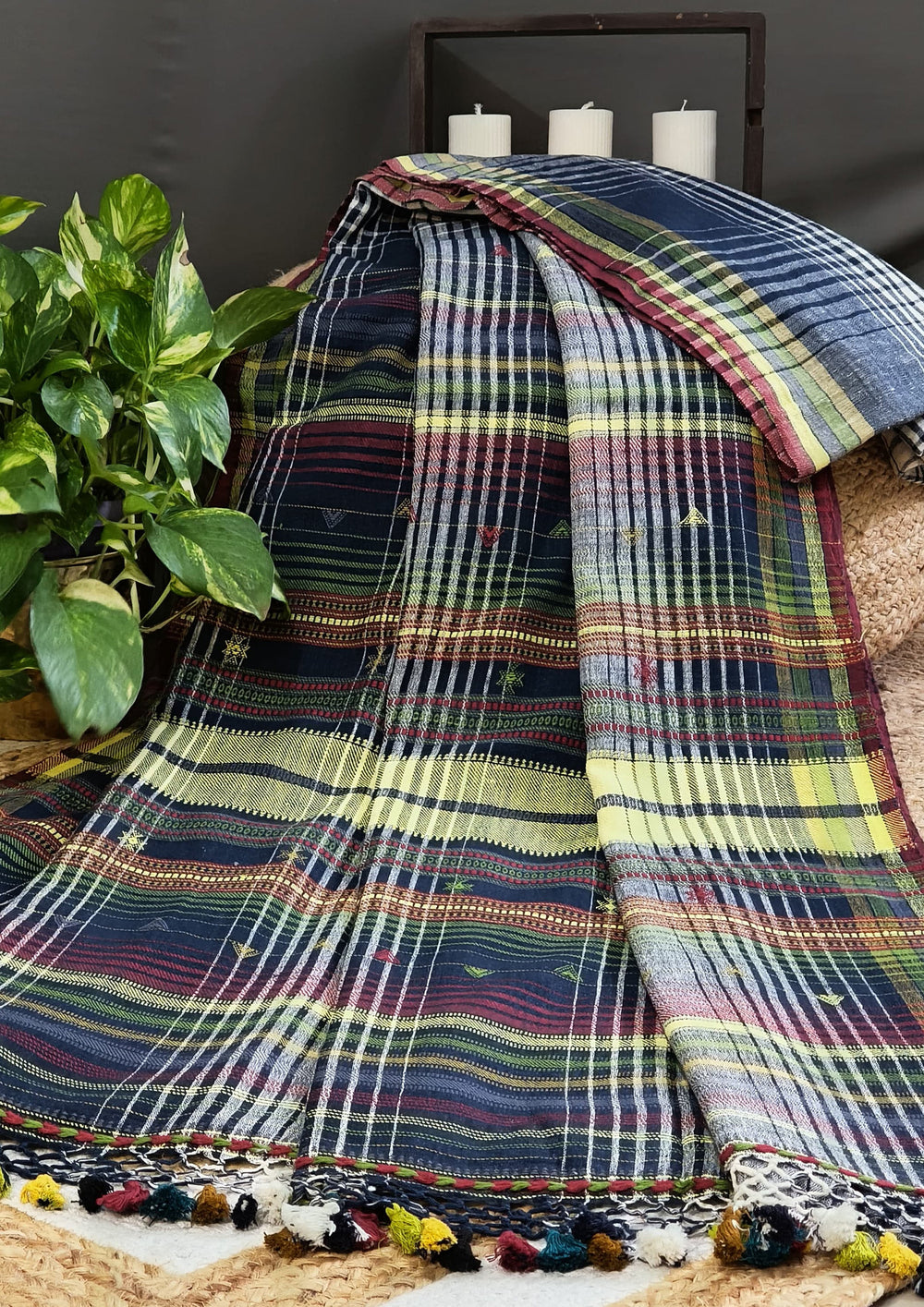 Bhujodi Kala Cotton Saree (Kutchi) - 4KC Navy Checks - Wefta