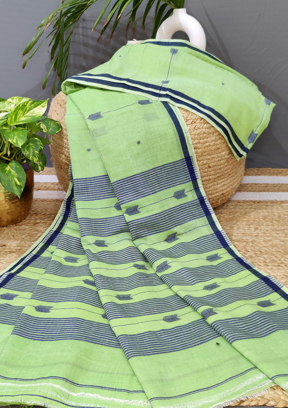 Cotton Jamdani Arrow Buti Saree- Light Green - Wefta