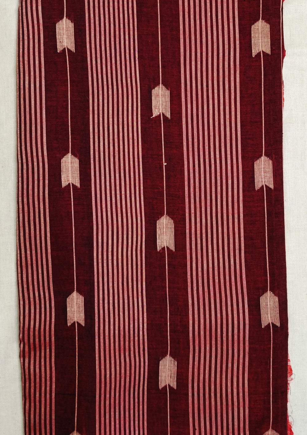 Cotton Jamdani Arrow Buti Saree- Maroon - Wefta