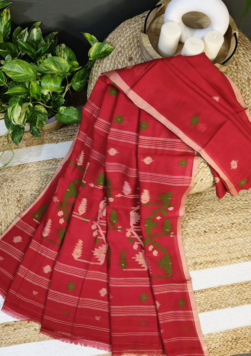 Cotton Jamdani Machi Buti- Red - Wefta
