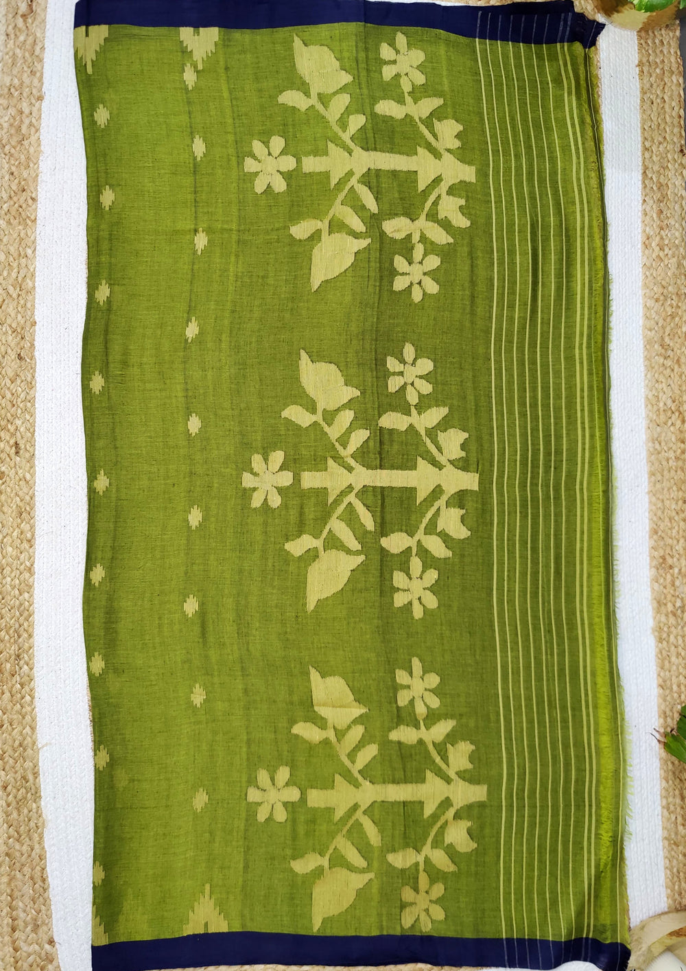 Cotton Jamdani Phool Buti Saree- Green - Wefta