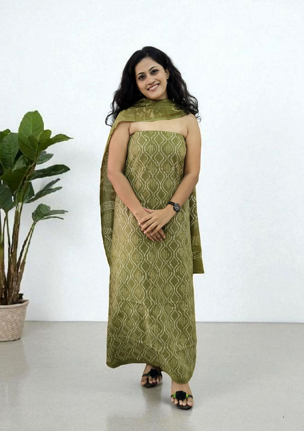 Dabu Handblock Print Suit D1 - Mehndi Green - Wefta
