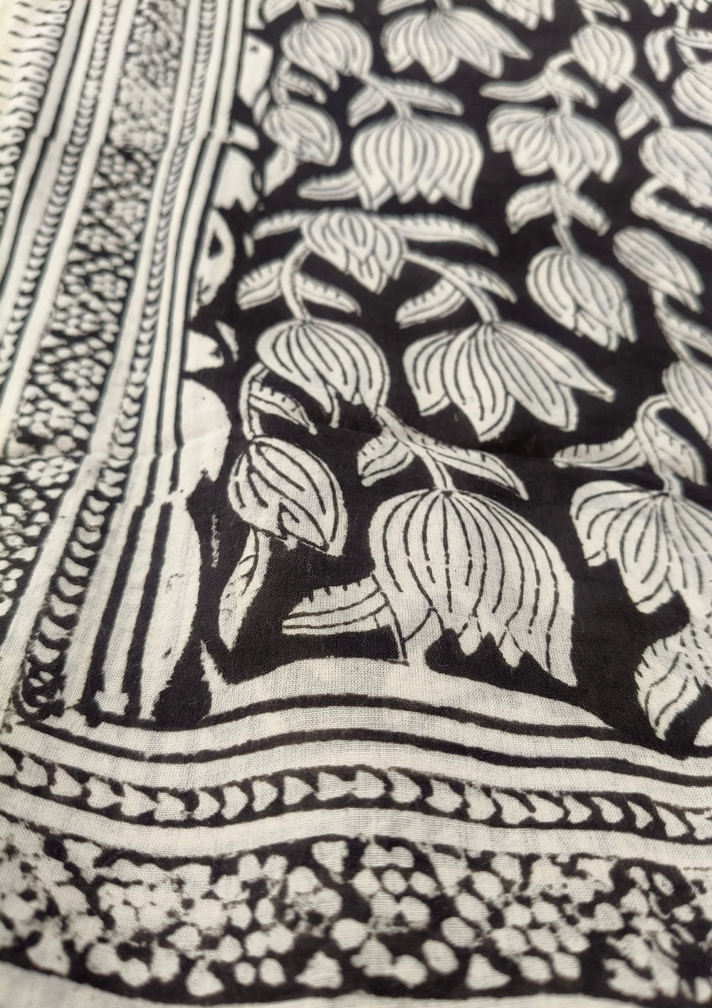 Handblock printed Cotton Bagru Sarong - 01 Black - Wefta