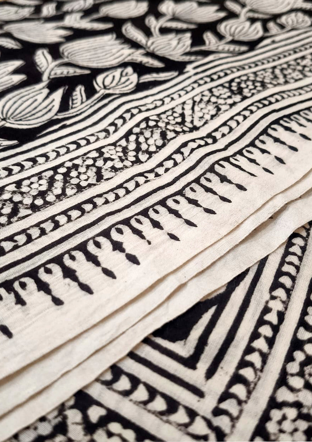 Handblock printed Cotton Bagru Sarong - 01 Black - Wefta