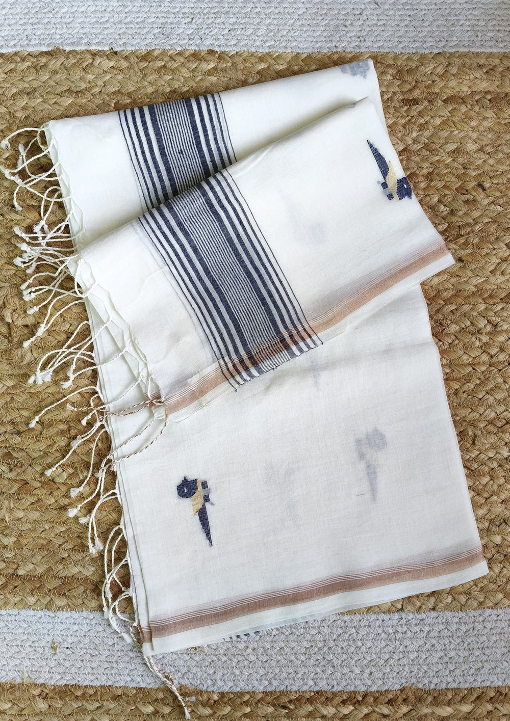 Jamdani Stole- Chidiya- White w3 - Wefta