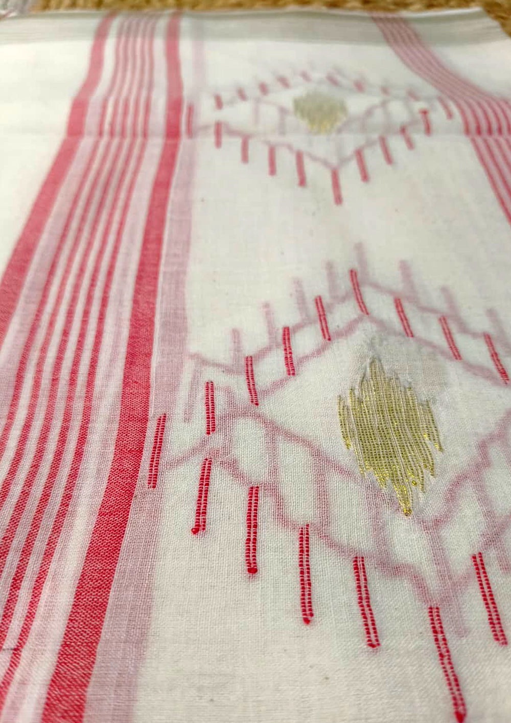 Jamdani Stole - White HJ25 - Wefta