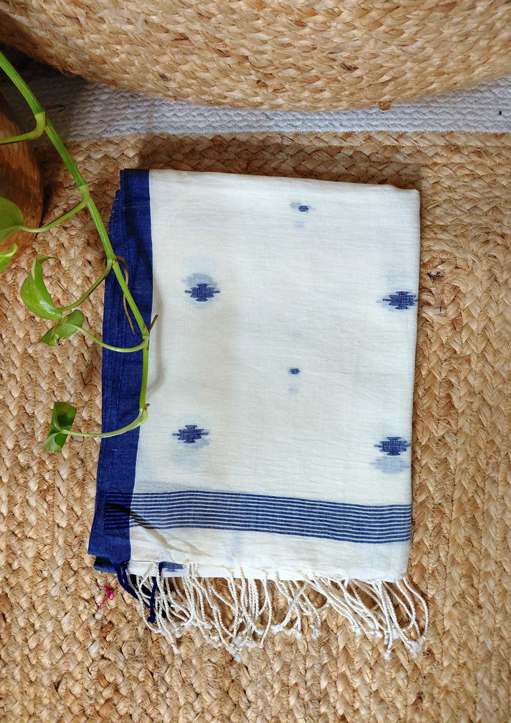 Jamdani Stole - White HJ33 - Wefta