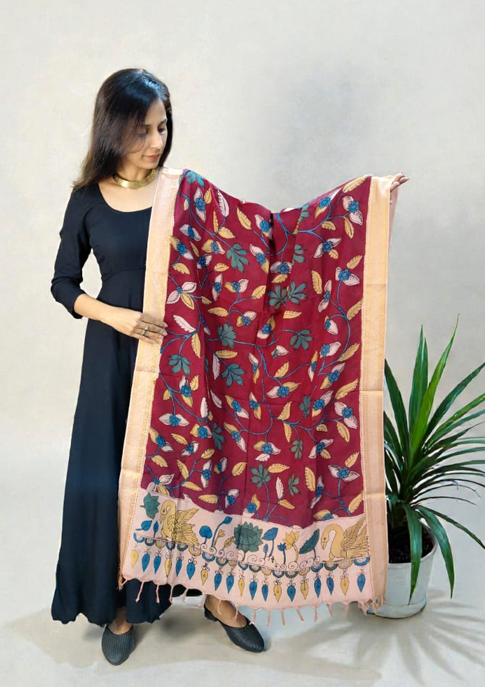 Kalamkari Handpainted Dupatta - Maroon K14 - Wefta