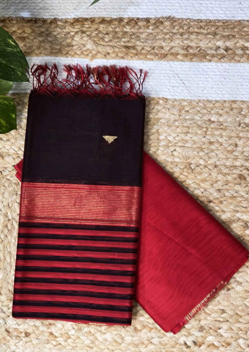 Maheshwari Silk Suit Set - Buti Red - Wefta