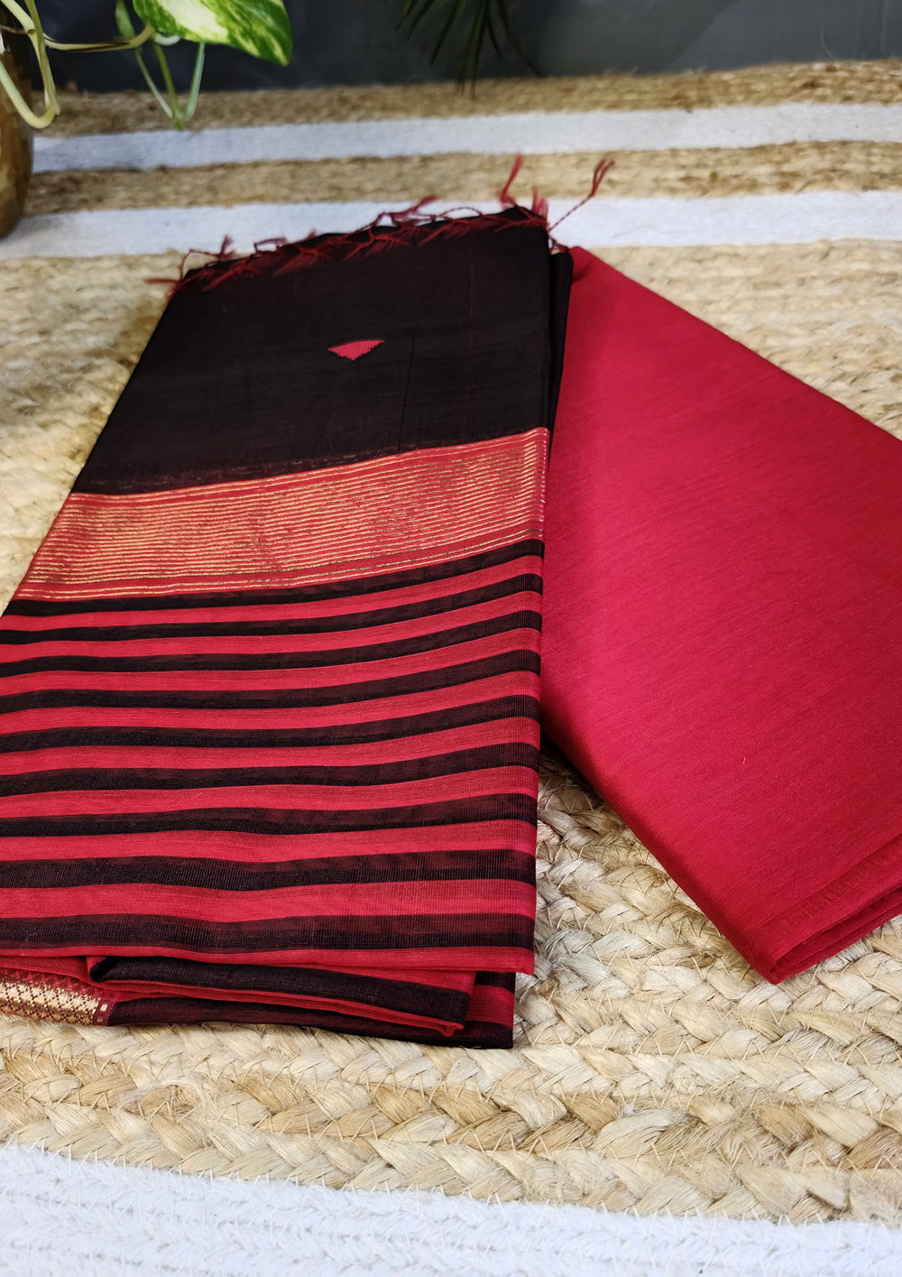 Maheshwari Silk Suit Set - Buti Red - Wefta