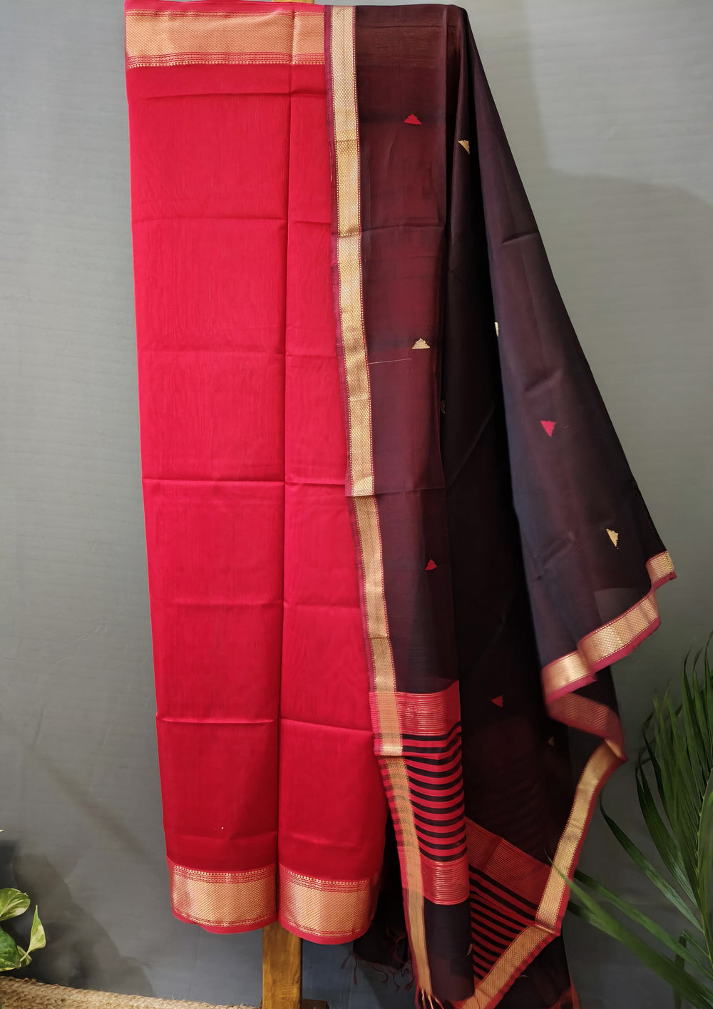 Maheshwari Silk Suit Set - Buti Red - Wefta