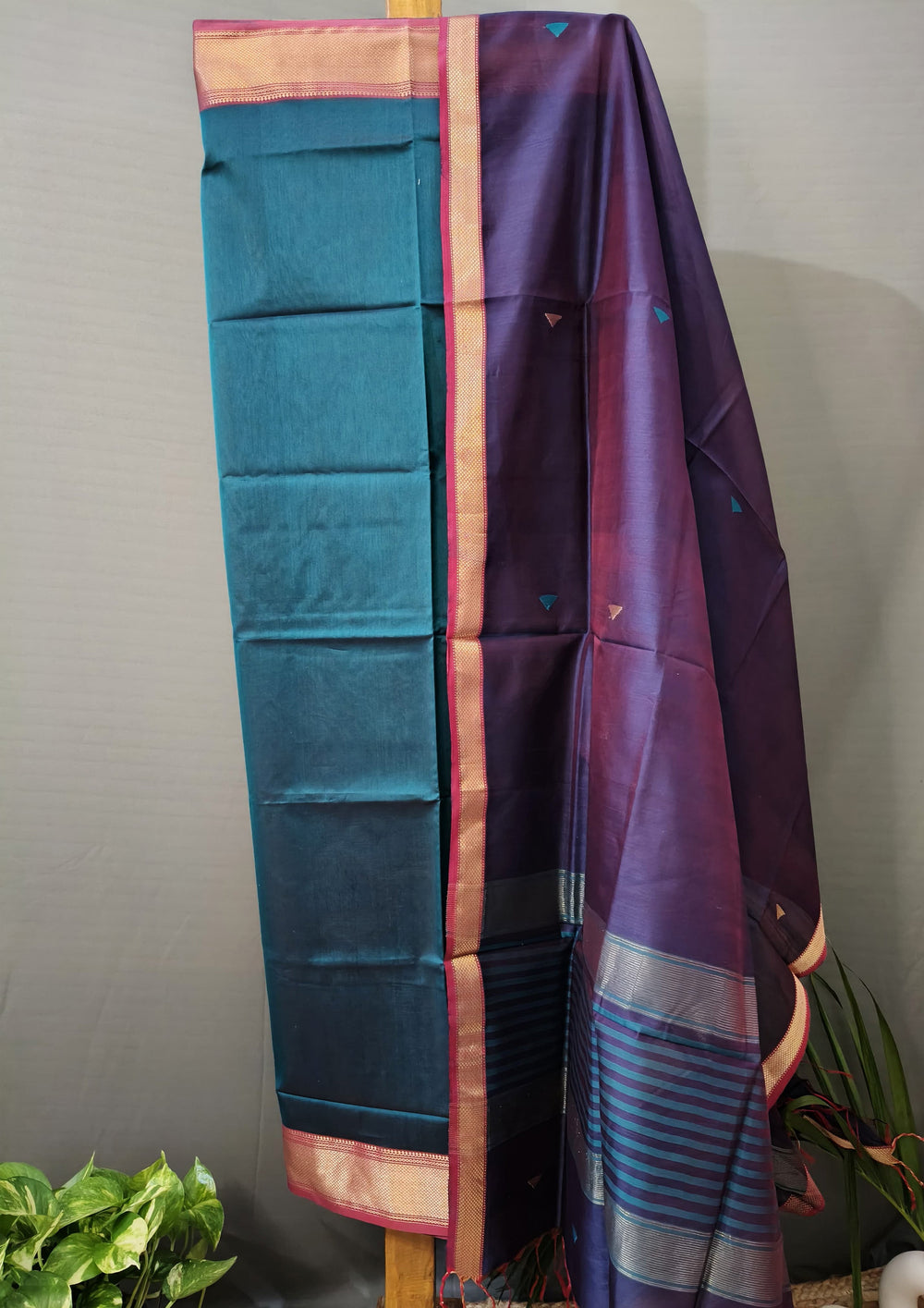Maheshwari Silk Suit Set - Buti Turqoise - Wefta