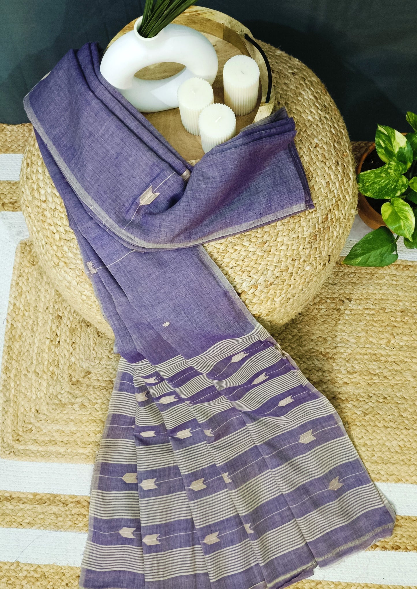 Cotton Jamdani Arrow Buti Saree- Lilac