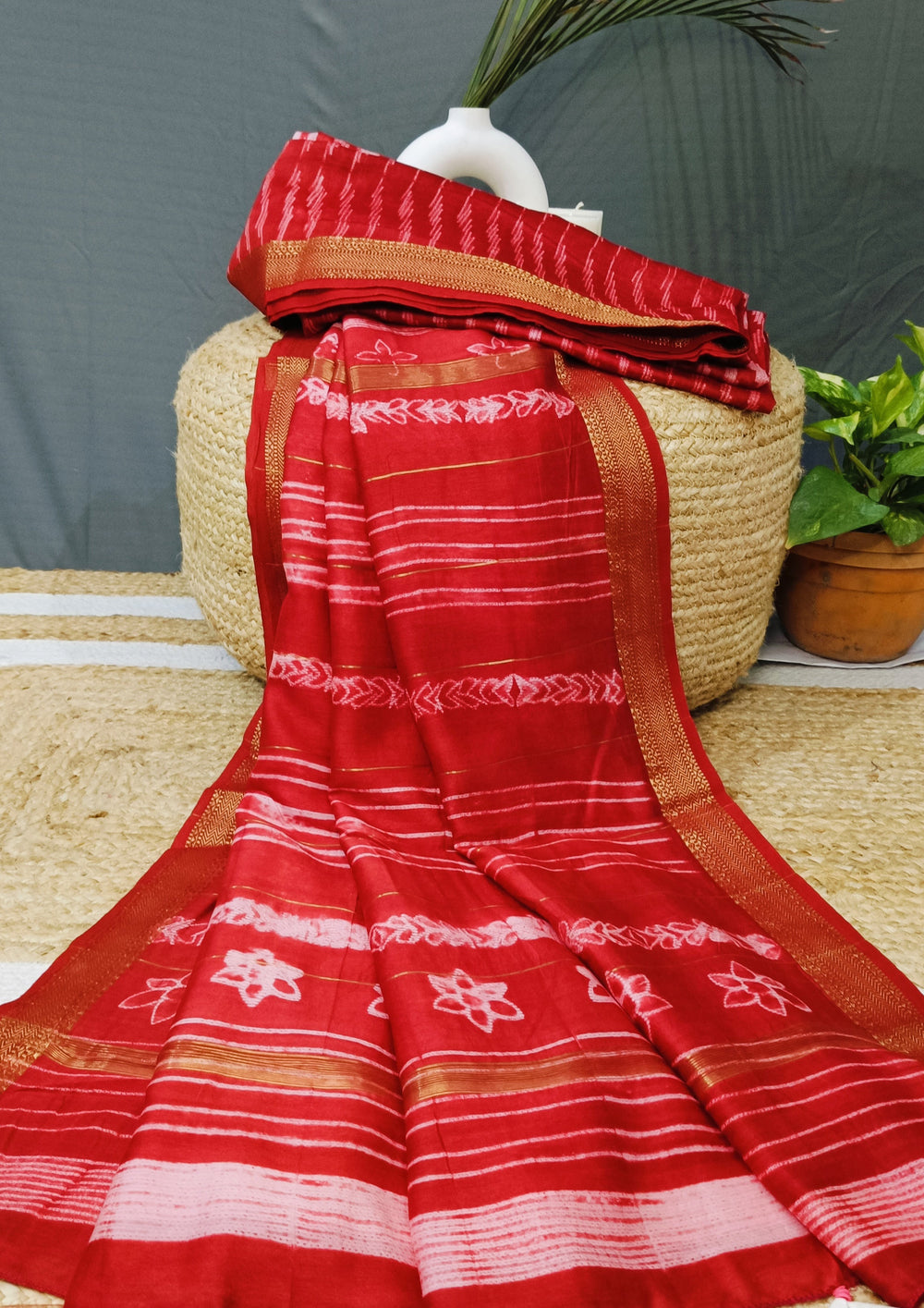 Shibori Maheshwari Saree S4- Red1 - Wefta